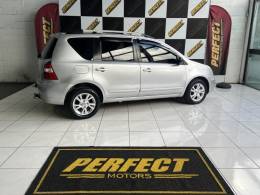 NISSAN - LIVINA - 2013/2013 - Prata - R$ 35.900,00