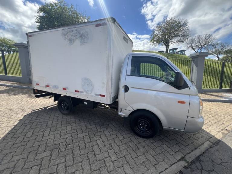 HYUNDAI - HR - 2012/2012 - Prata - R$ 79.900,00