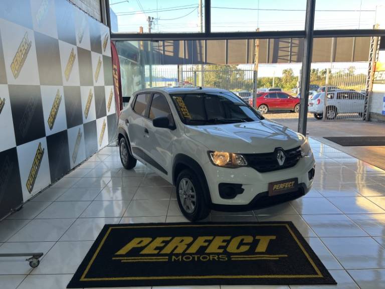 RENAULT - KWID - 2020/2020 - Branca - R$ 36.900,00