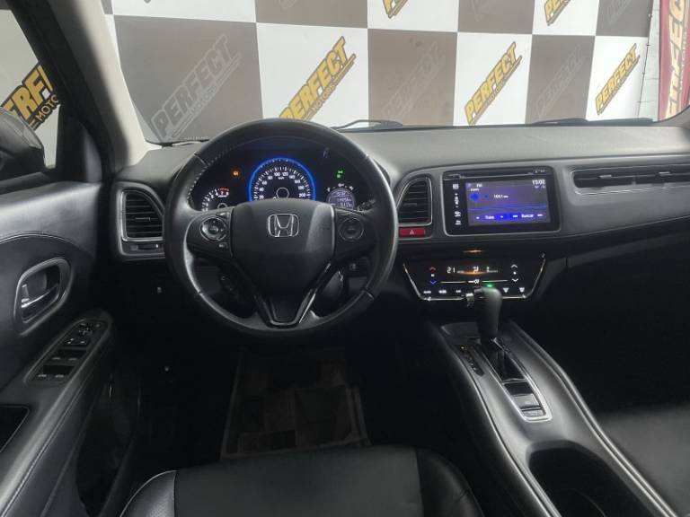 HONDA - HR-V - 2016/2016 - Preta - R$ 89.900,00