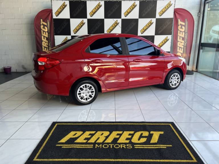 FORD - KA + - 2018/2018 - Vermelha - R$ 46.900,00