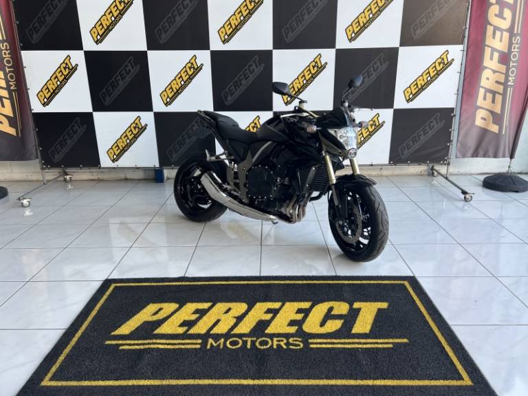 HONDA - CB 1000R - 2012/2012 - Preta - R$ 51.900,00