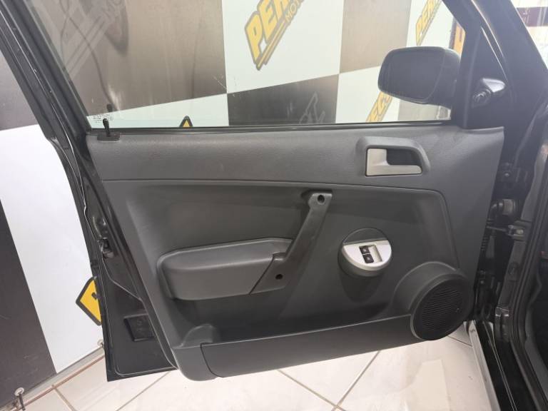 VOLKSWAGEN - PARATI - 2008/2008 - Preta - R$ 39.900,00