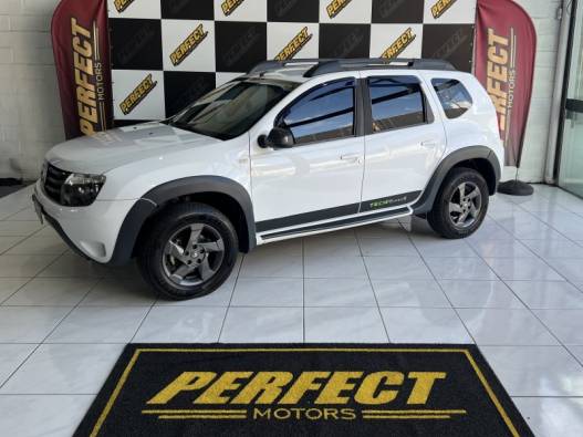 RENAULT - DUSTER - 2014/2014 - Branca - R$ 56.900,00