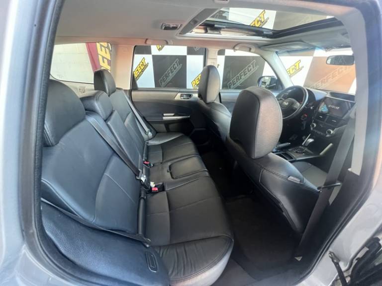 SUBARU - FORESTER - 2011/2011 - Prata - R$ 64.900,00