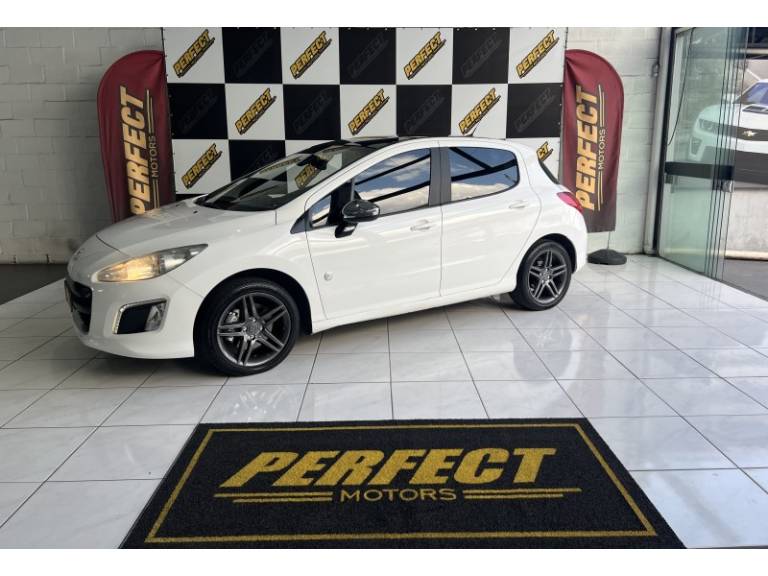 PEUGEOT - 308 - 2014/2014 - Branca - R$ 49.900,00