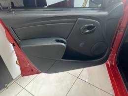 RENAULT - LOGAN - 2009/2009 - Vermelha - R$ 22.900,00