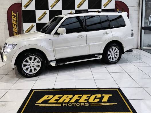 MITSUBISHI - PAJERO FULL - 2010/2010 - Branca - R$ 104.900,00
