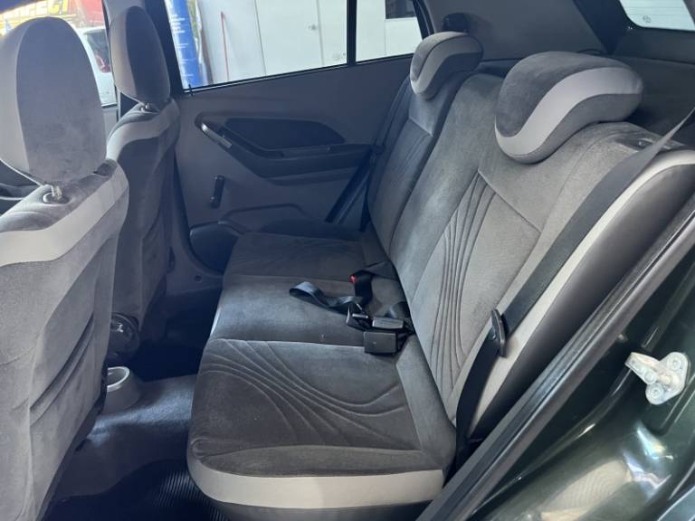 CHEVROLET - AGILE - 2011/2011 - Verde - R$ 35.900,00