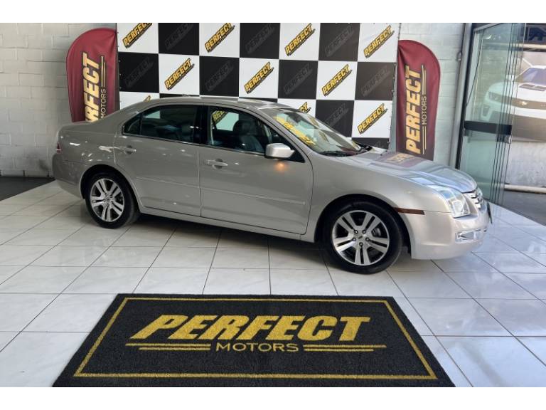 FORD - FUSION - 2008/2008 - Prata - R$ 35.900,00