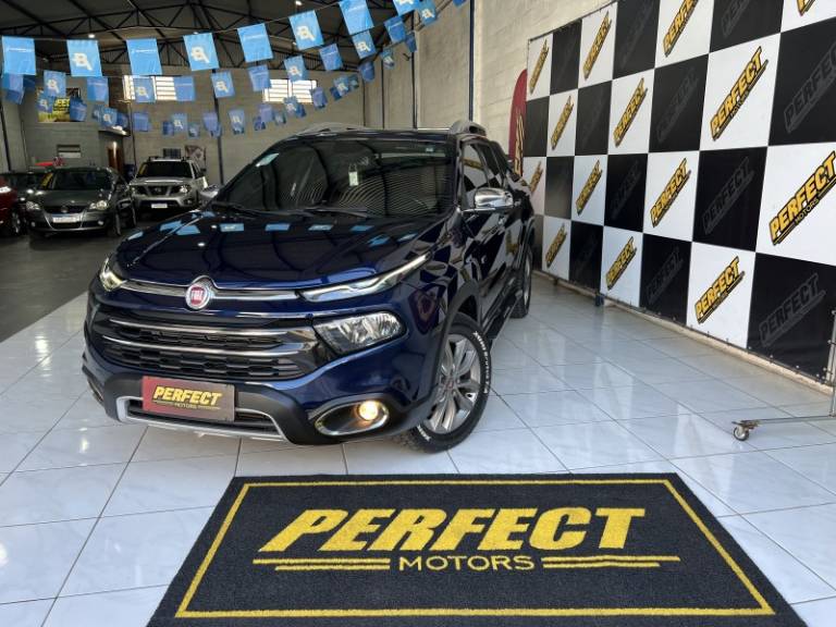 FIAT - TORO - 2021/2021 - Azul - R$ 132.900,00