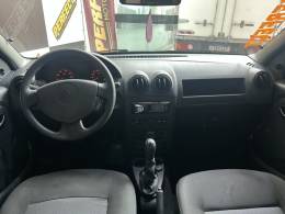 RENAULT - LOGAN - 2009/2009 - Vermelha - R$ 22.900,00