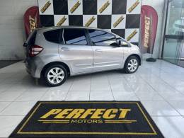 HONDA - FIT - 2014/2014 - Cinza - R$ 58.900,00