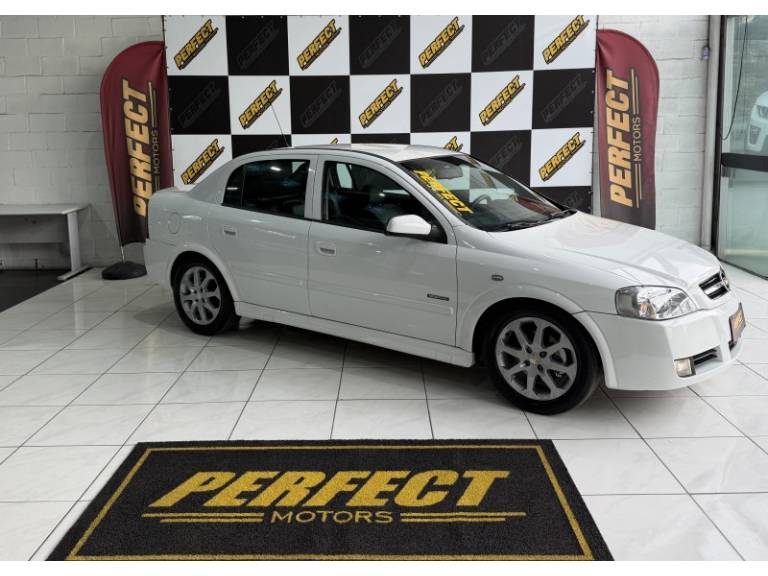 CHEVROLET - ASTRA - 2011/2011 - Branca - R$ 39.900,00
