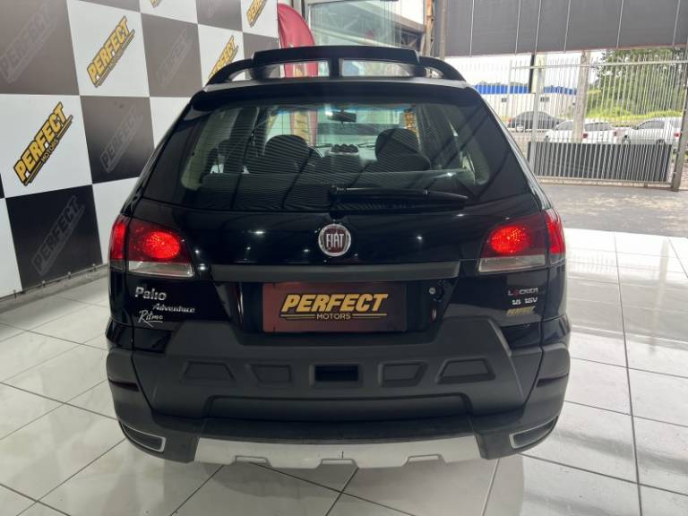 FIAT - PALIO - 2011/2011 - Preta - R$ 38.900,00