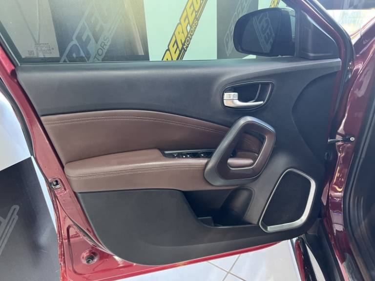 FIAT - TORO - 2019/2019 - Vermelha - R$ 114.900,00