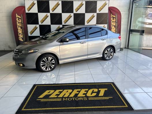 HONDA - CITY - 2014/2014 - Cinza - R$ 58.900,00