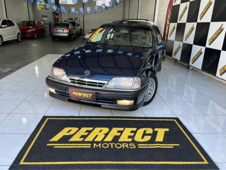 CHEVROLET - OMEGA - 1993/1993 - Azul - R$ 17.900,00