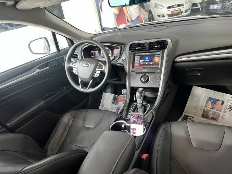 FORD - FUSION - 2015/2015 - Branca - R$ 79.900,00