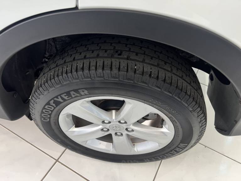 TOYOTA - RAV4 - 2014/2014 - Branca - R$ 86.900,00