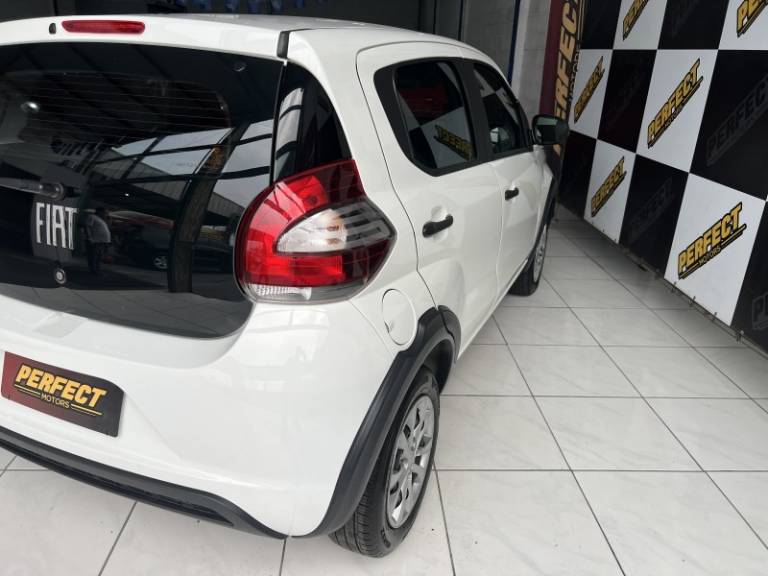 FIAT - MOBI - 2021/2021 - Branca - R$ 49.900,00