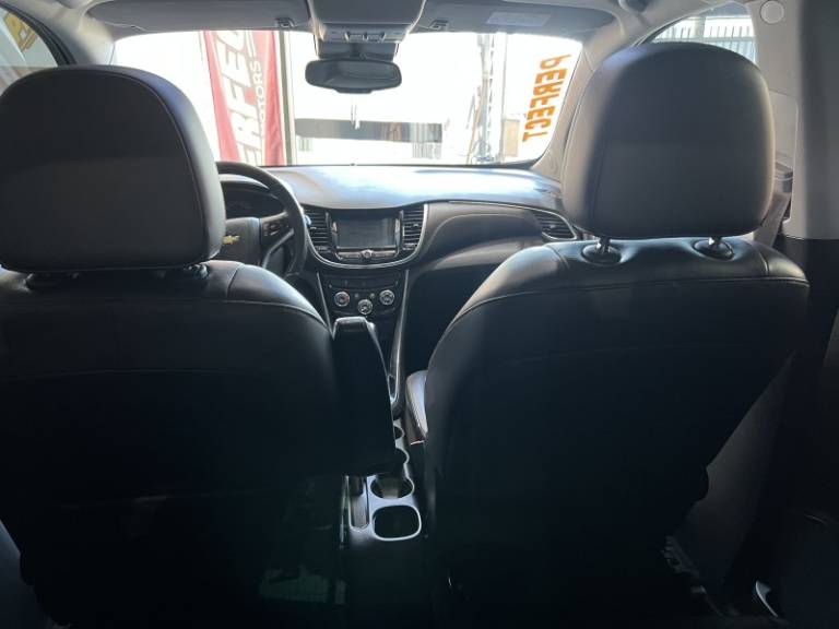 CHEVROLET - TRACKER - 2018/2018 - Branca - R$ 89.900,00