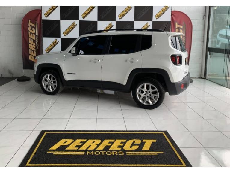 JEEP - RENEGADE - 2016/2016 - Branca - R$ 82.900,00