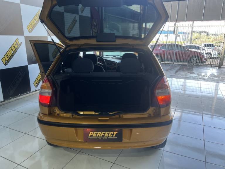 FIAT - PALIO - 2002/2002 - Amarela - R$ 16.900,00