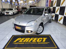 RENAULT - SANDERO - 2011/2012 - Prata - R$ 34.900,00