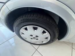 CHEVROLET - CORSA - 2012/2012 - Prata - R$ 34.900,00
