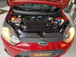 FORD - FIESTA - 2011/2011 - Vermelha - R$ 33.900,00
