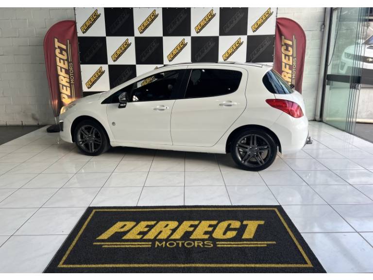 PEUGEOT - 308 - 2014/2014 - Branca - R$ 49.900,00