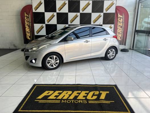 HYUNDAI - HB20 - 2013/2013 - Prata - R$ 45.900,00