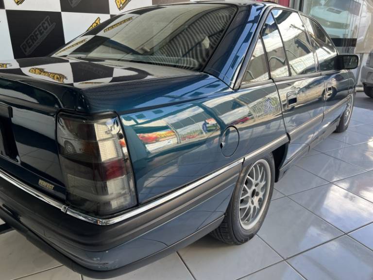 CHEVROLET - OMEGA - 1993/1993 - Azul - R$ 17.900,00