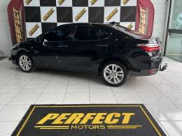 TOYOTA - COROLLA - 2018/2018 - Preta - R$ 99.900,00