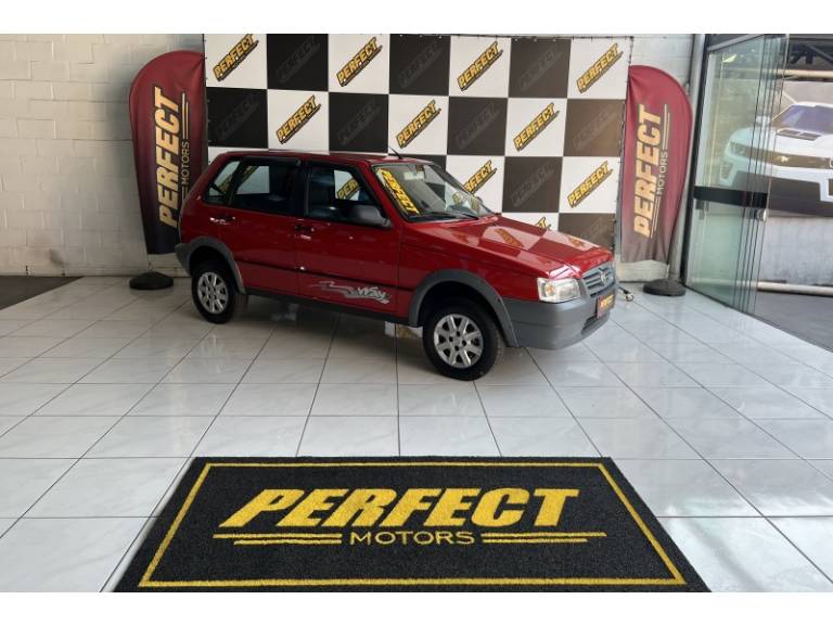 FIAT - UNO - 2013/2013 - Vermelha - R$ 29.900,00