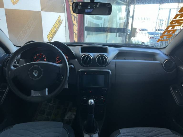 RENAULT - DUSTER - 2014/2014 - Branca - R$ 54.900,00