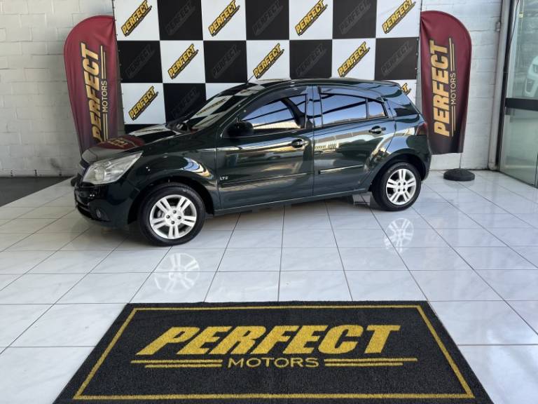 CHEVROLET - AGILE - 2011/2011 - Verde - R$ 35.900,00