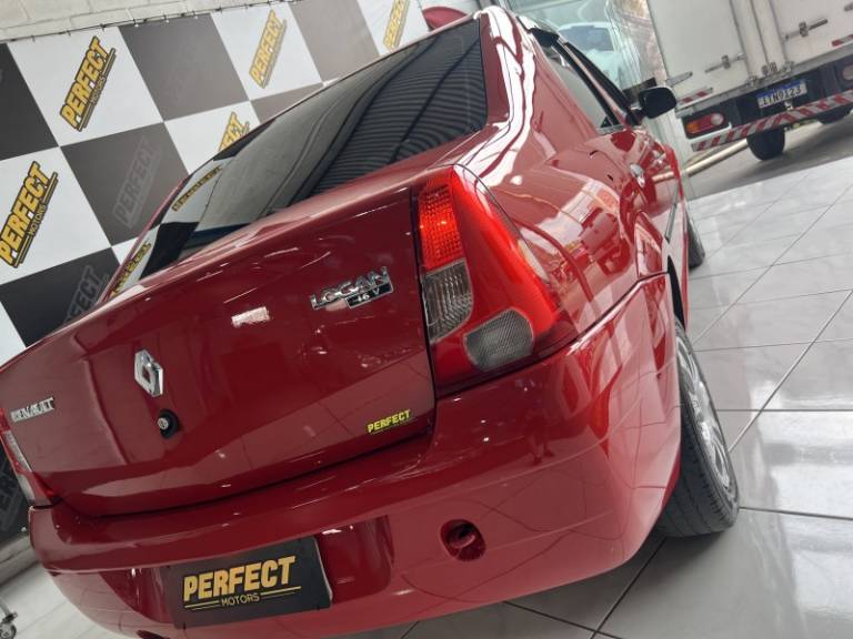 RENAULT - LOGAN - 2009/2009 - Vermelha - R$ 22.900,00