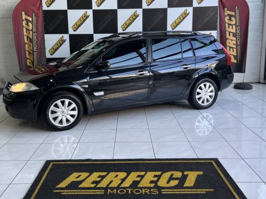 RENAULT - MÉGANE - 2010/2010 - Preta - R$ 32.900,00