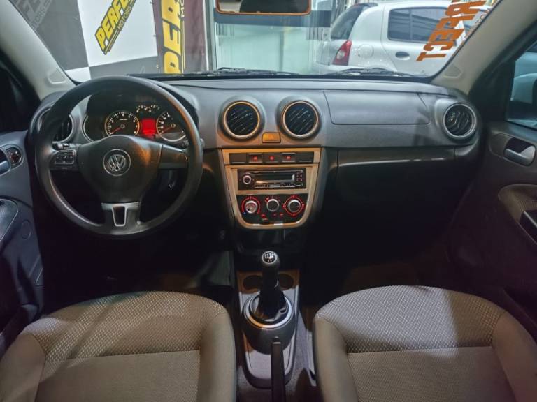 VOLKSWAGEN - VOYAGE - 2013/2013 - Branca - R$ 35.900,00