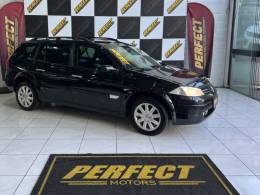 RENAULT - MÉGANE - 2010/2010 - Preta - R$ 32.900,00