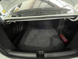 VOLKSWAGEN - JETTA - 2012/2012 - Branca - R$ 67.900,00