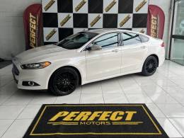 FORD - FUSION - 2015/2015 - Branca - R$ 79.900,00