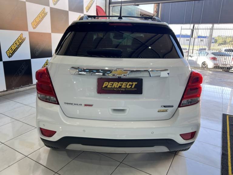CHEVROLET - TRACKER - 2018/2018 - Branca - R$ 89.900,00