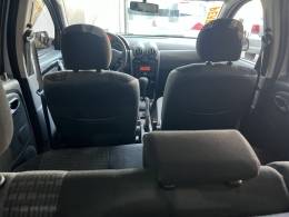 RENAULT - SANDERO - 2012/2012 - Prata - R$ 35.900,00