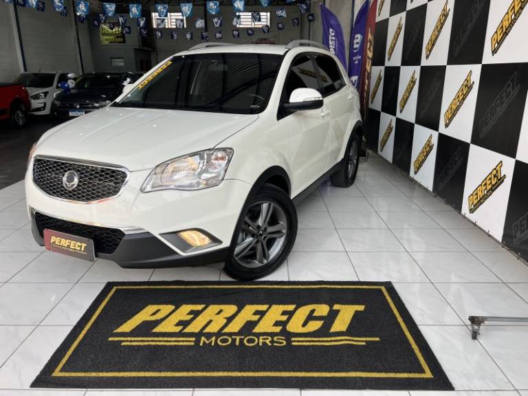 SSANGYONG - KORANDO - 2012/2012 - Branca - R$ 45.900,00