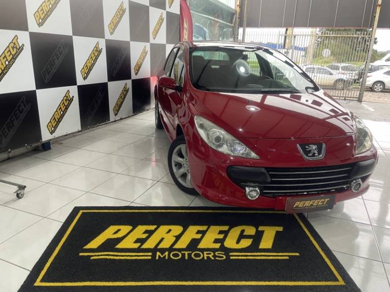 PEUGEOT - 307 - 2011/2011 - Vermelha - R$ 28.900,00