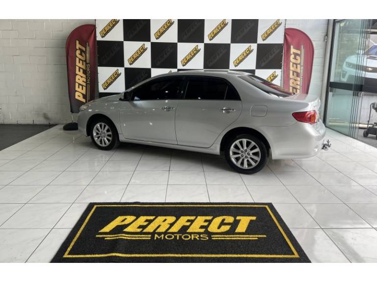 TOYOTA - COROLLA - 2009/2009 - Prata - R$ 59.900,00