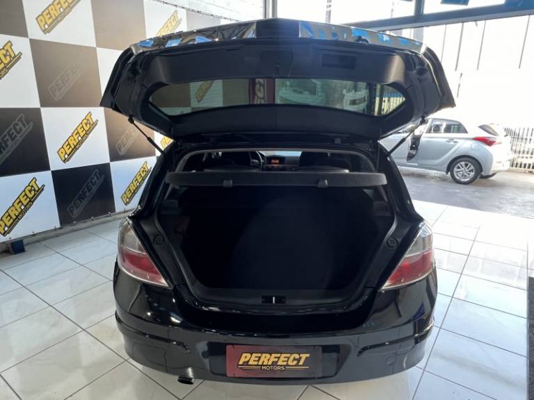 CHEVROLET - VECTRA - 2008/2008 - Preta - R$ 34.900,00